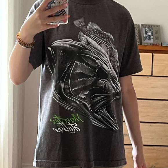 🎣Monster Stalker t-shirt: - Picture 3 of 8